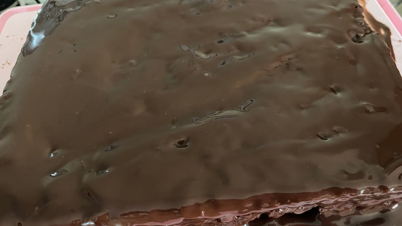 BOLO DE CAFÉ COM CHOCOLATE 