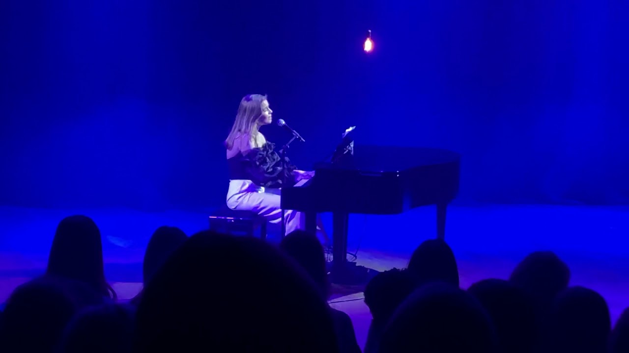 Gabrielė Vilkickytė Test2255 live