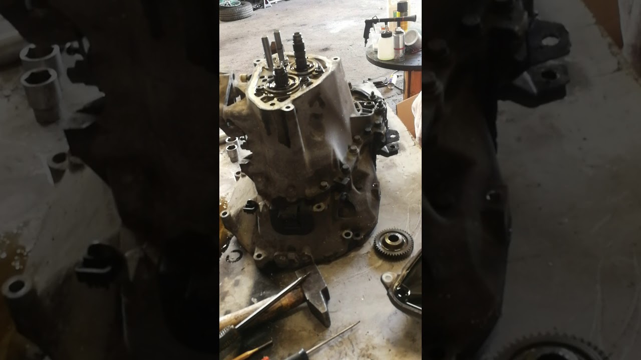 Remplacement roulement de  boîte de vitesse manuelle peugeot 206, 207, 208, Citroën...