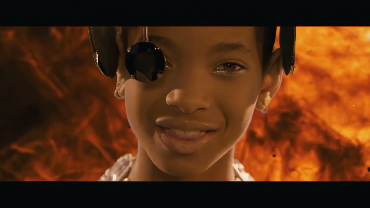 Willow Smith  Fireball feat  Nicki Minaj 