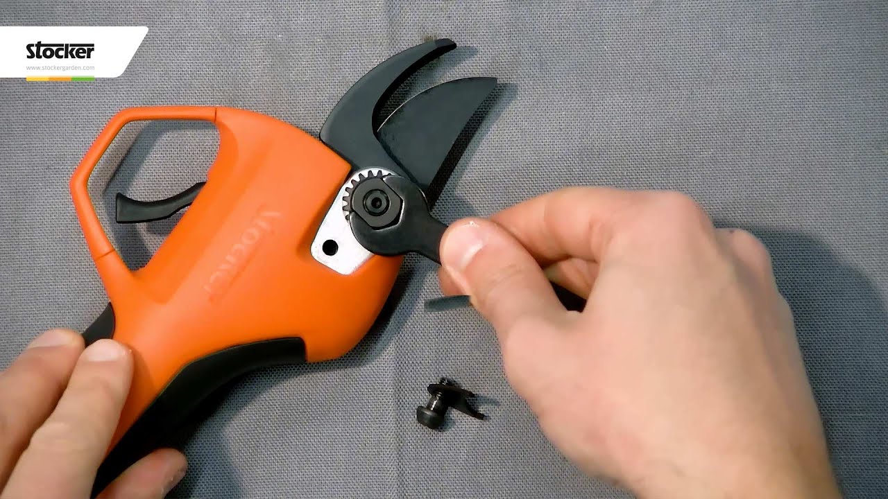 Sostituzione lama - Forbice Vulcano E-30 TP