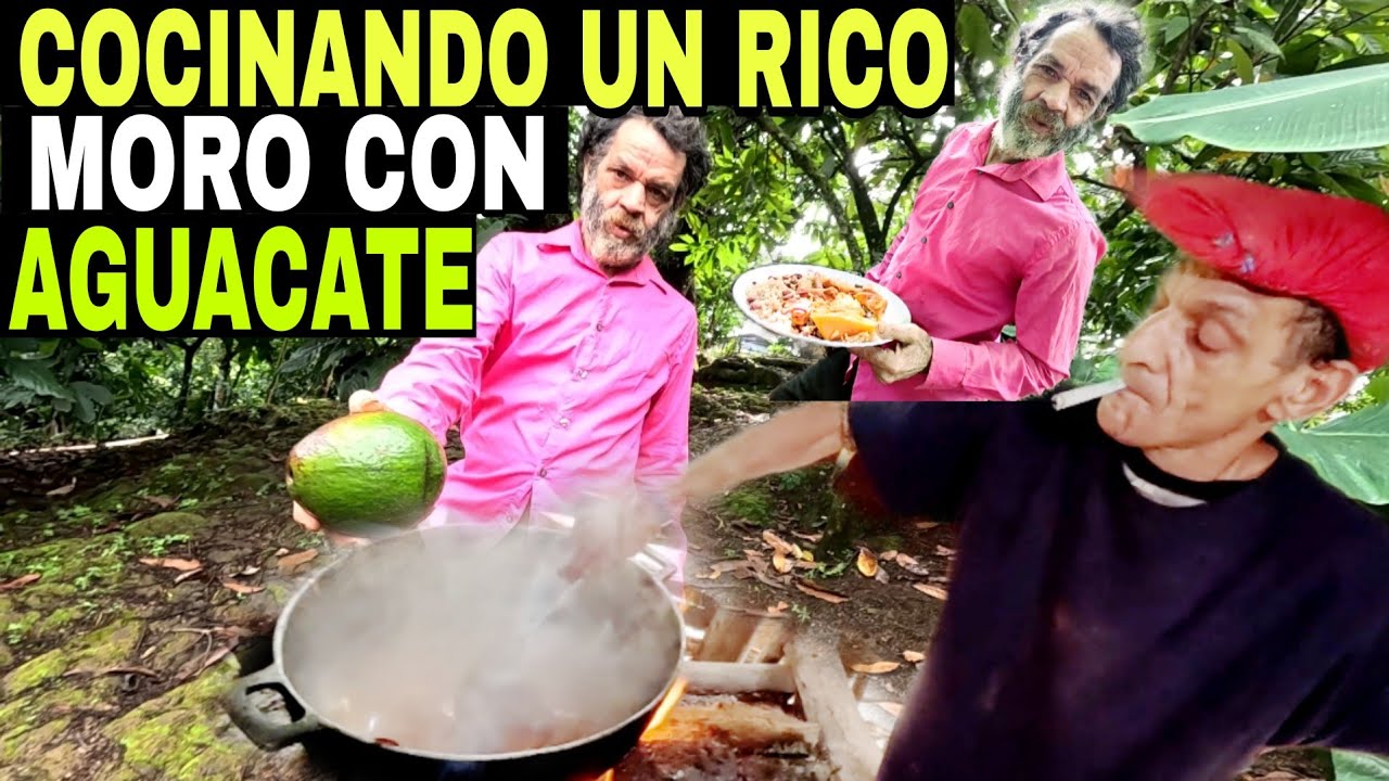 Don NEGRO feliz COCINANDO en su FOGÓN y CANTANDO, el PAPO alegre con sus OCURRENCIAS.