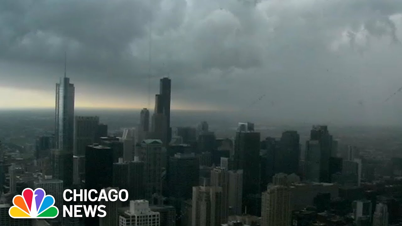 At least 5 TORNADOES struck Chicago area in ONE NIGHT