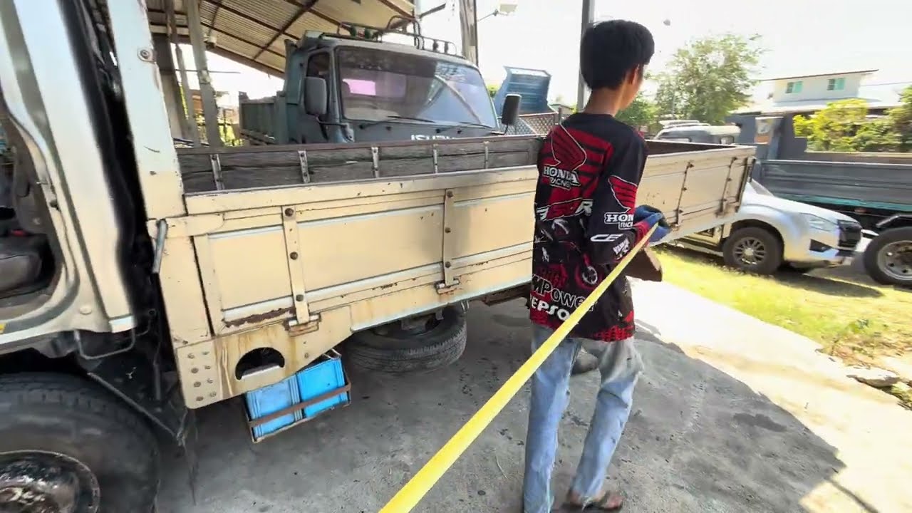 ได้ช่างเคาะพ้นสีมาทำถึงบ้านแบบนี้ก็สบายเลย