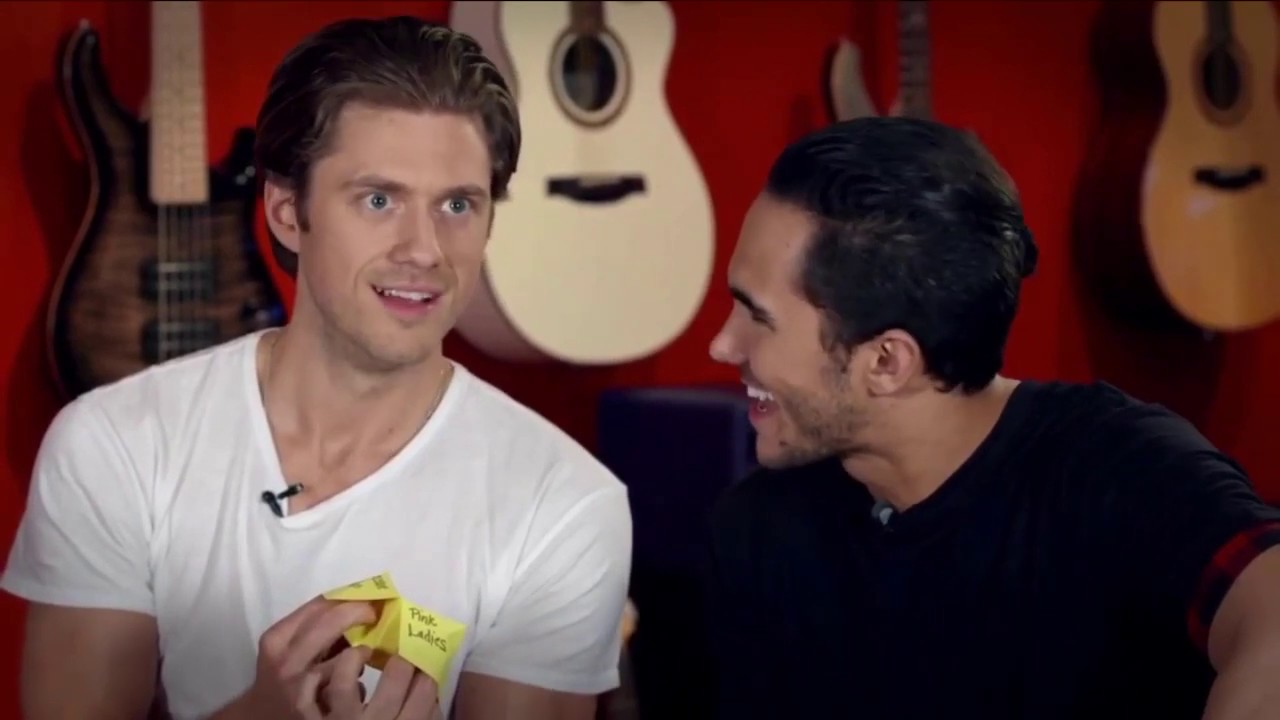 aaron tveit moments that end me on sight