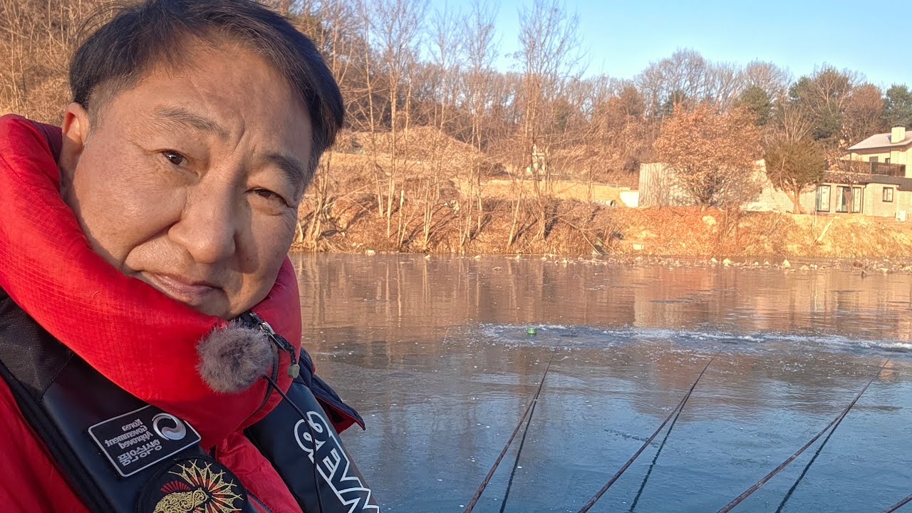 새해 첫 지낚세  시무식은 얼음낚시로 시작합니다. 1월5일 오전 라이브중!
