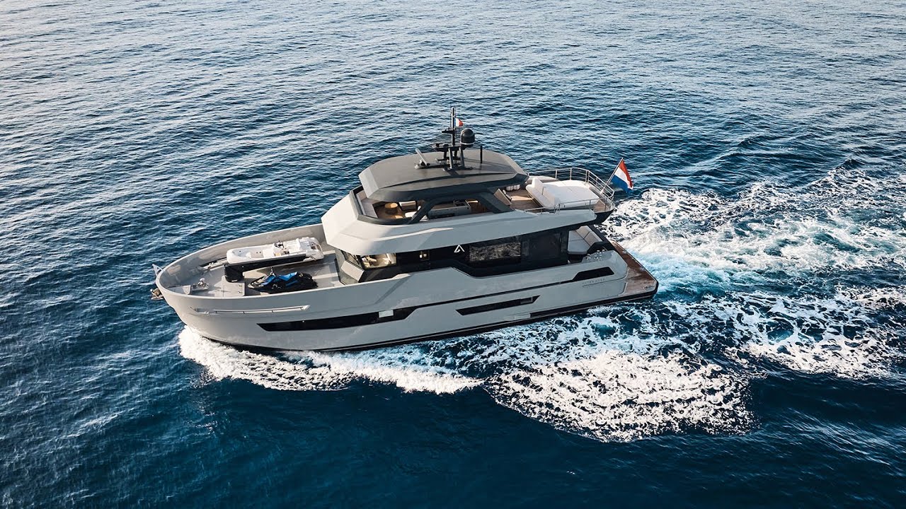 First Look at the Outer Reef 780 Adventure by YachtBuyer