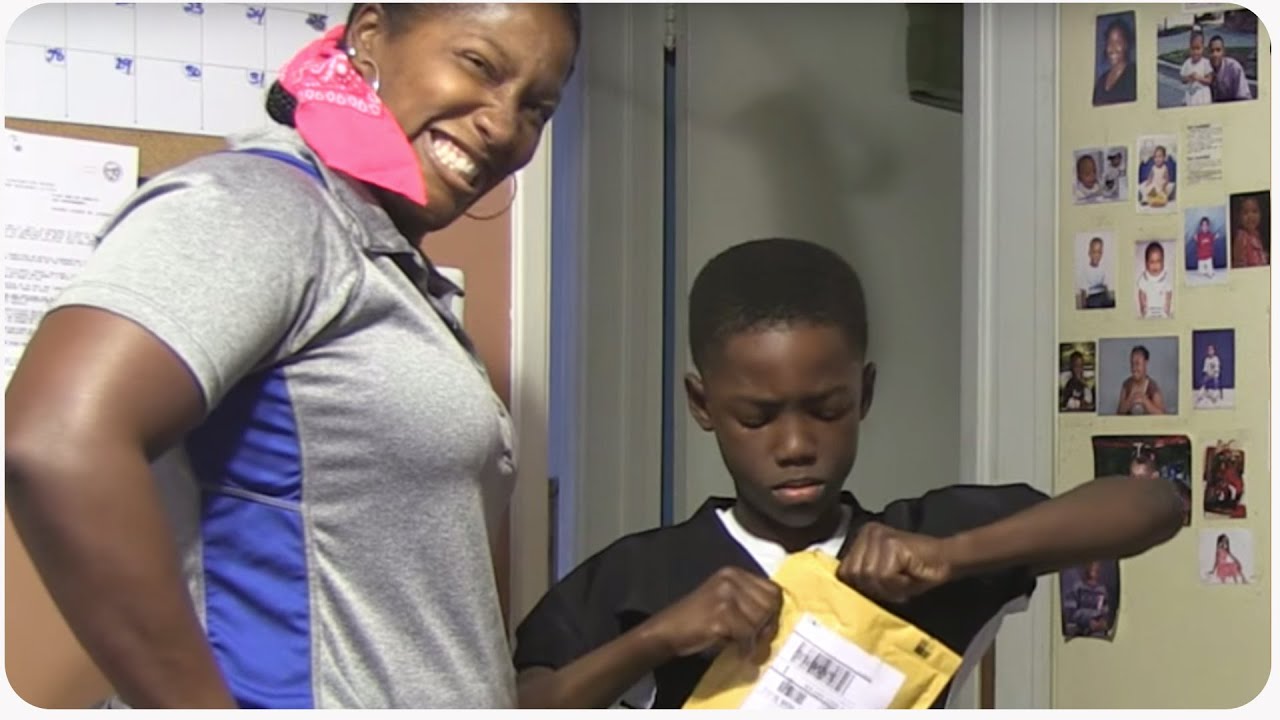 Mom Birthday Pranks Son With Ipod Touch | Pranks For Kids