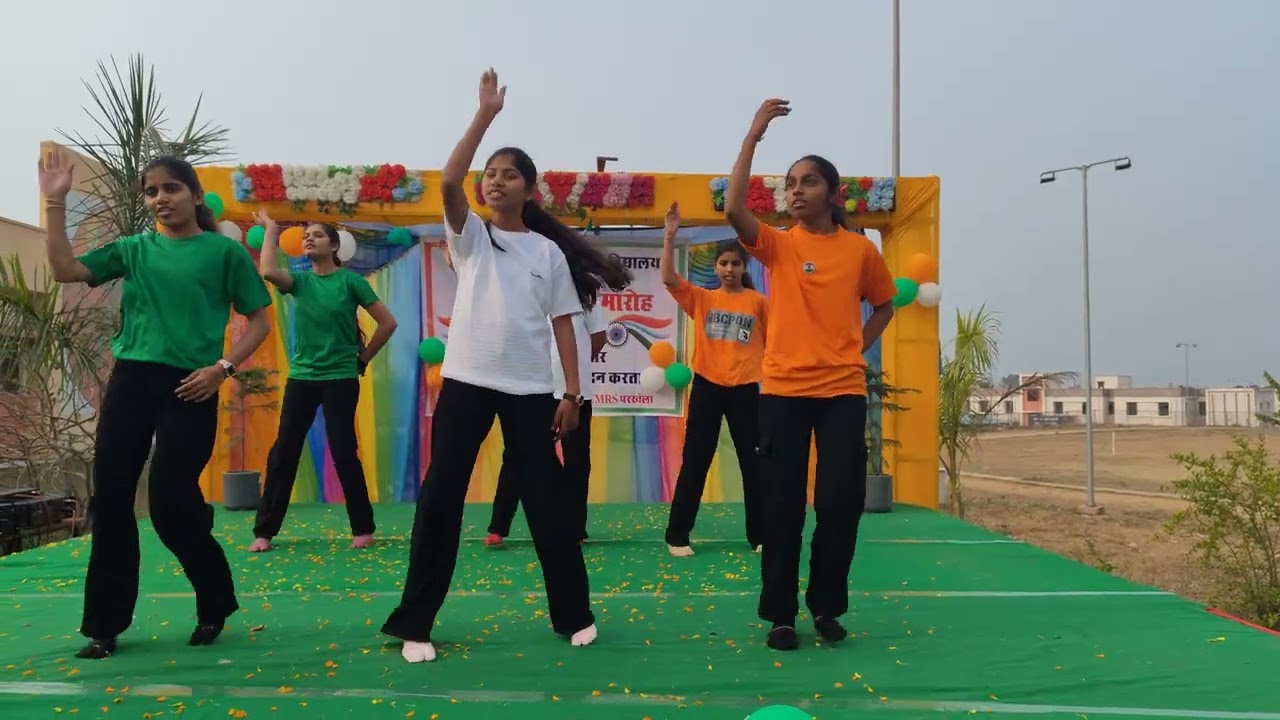 देशभक्ति गानों पर छात्राओं का धमाकेदार डांस! 🇮🇳 Patriotic Mix Dance | EMRS Garhi Parkhela, Banswara