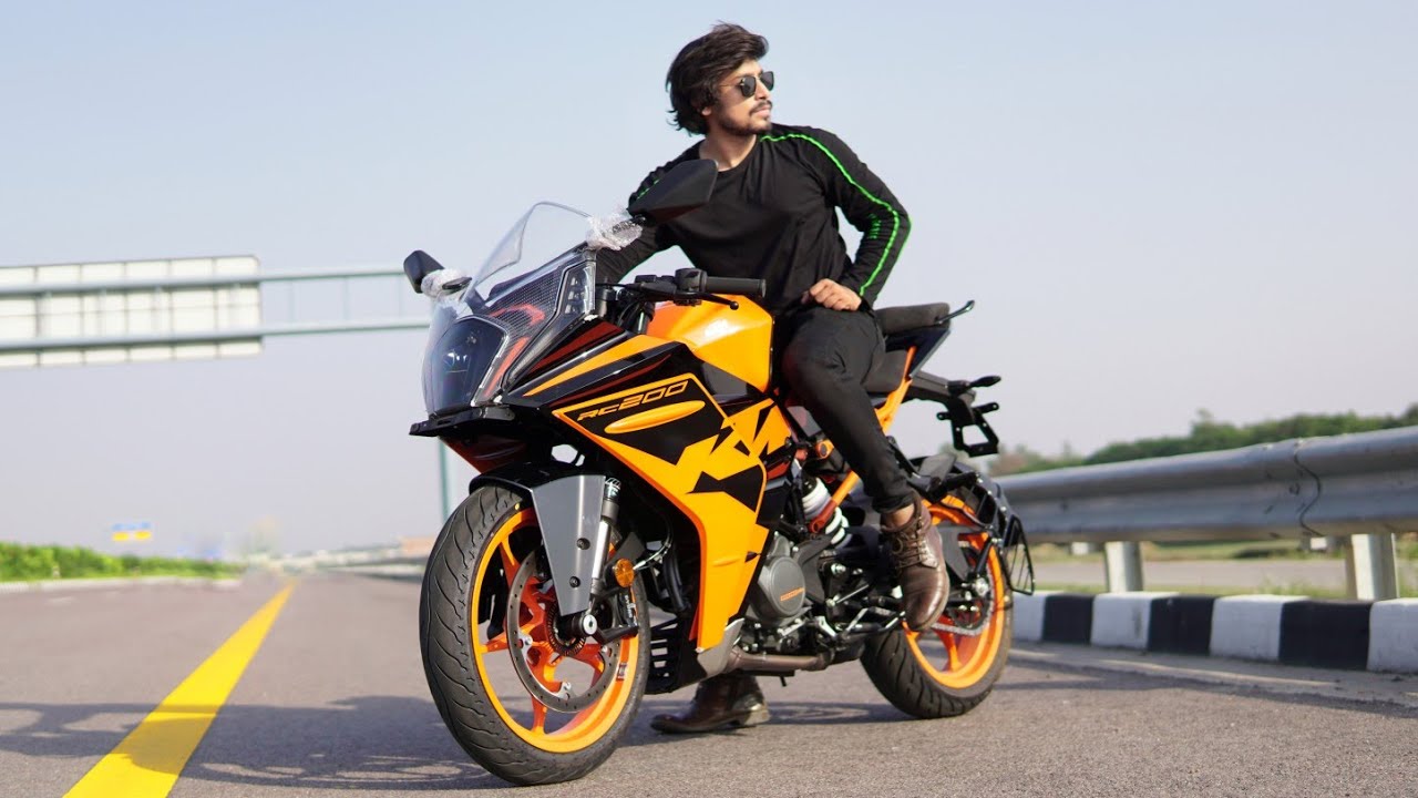 2022 KTM RC200 Ride Review | Looks better than I Thought!!