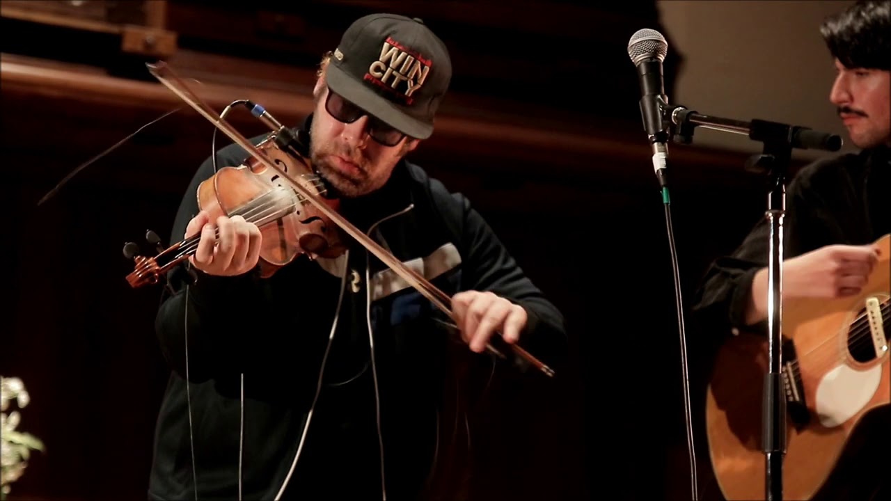 Ashley MacIsaac & Quinn Bachand  