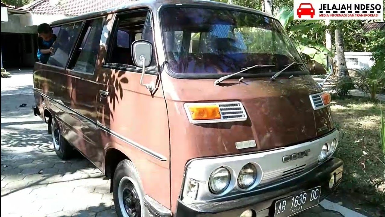 Mitsubishi COLT 120 ADIPUTRO tahun 1981 ,minibus legendaris spesialis carteran