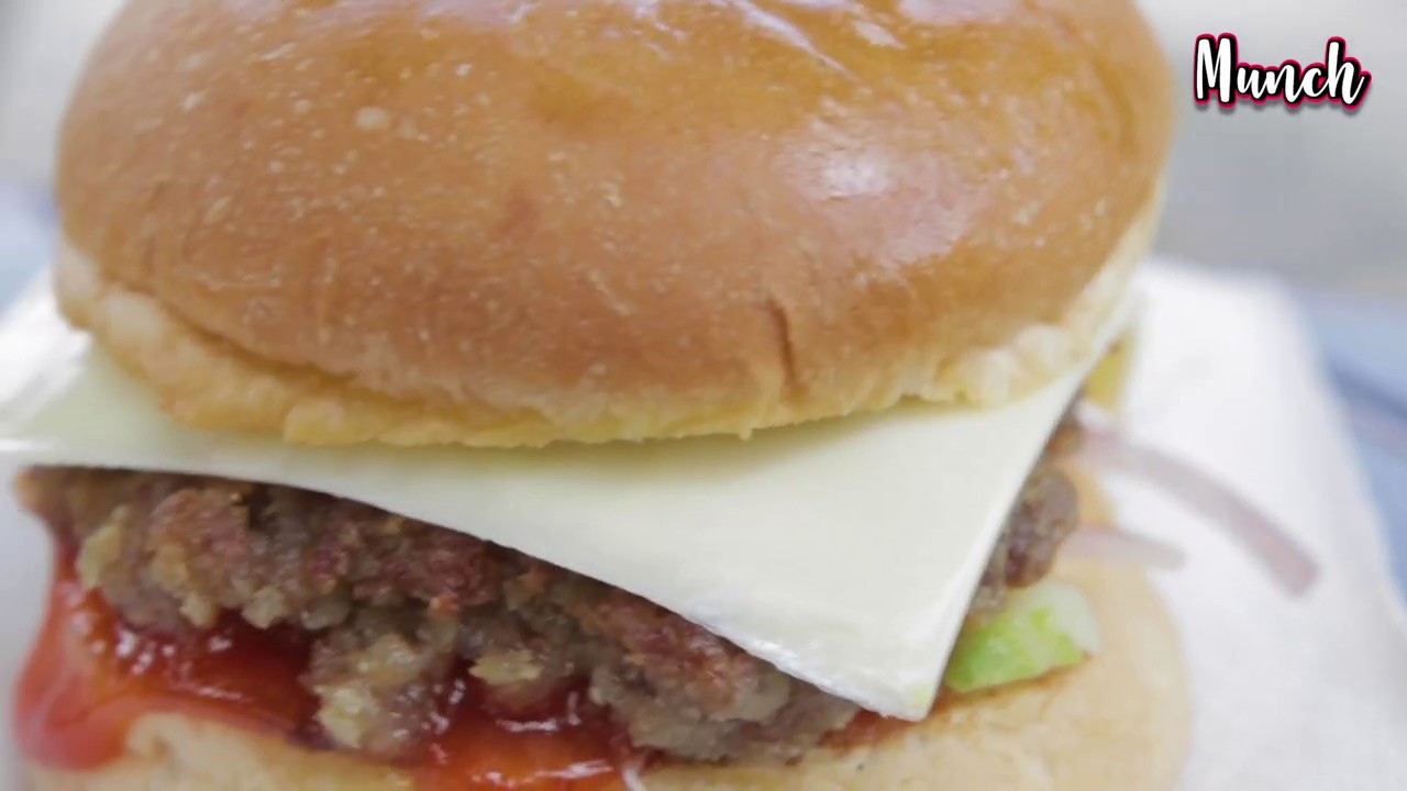 This PJ Burger Joint Sells One of The Best Homemade Burgers!