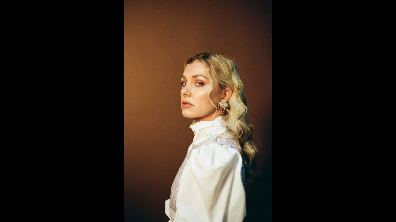 CLARA MAE - Missing you Sucks (Lyrics)