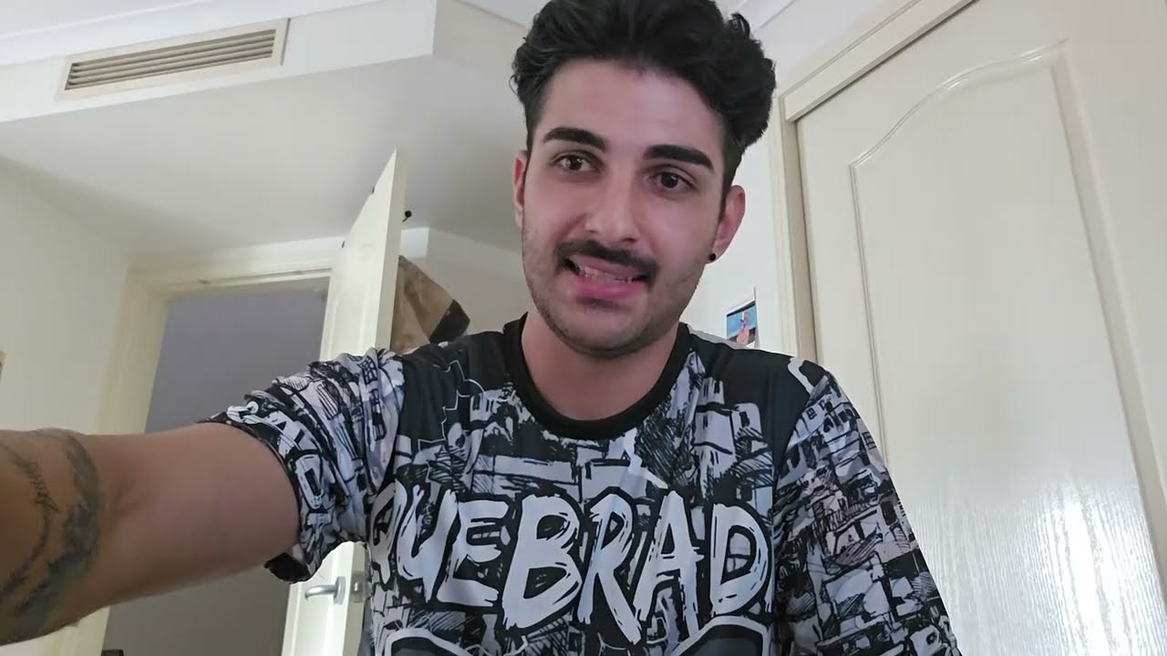 dlshow reagindo a maridos loud eh um bosta