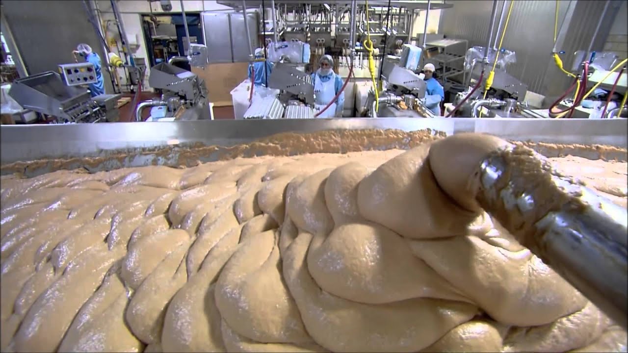 كيف تتم صناعة الهوت دوج