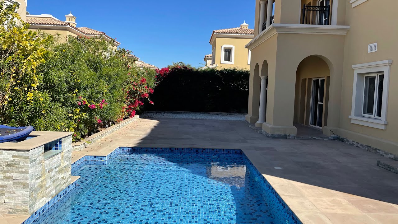 3 B/R Villa with private pool and beautiful garden for Rent in UAQ Marina direct from Landlord