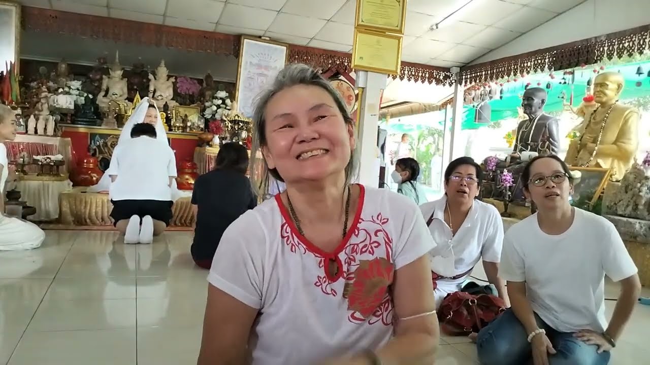 พระแม่พันมือ ทิเบต