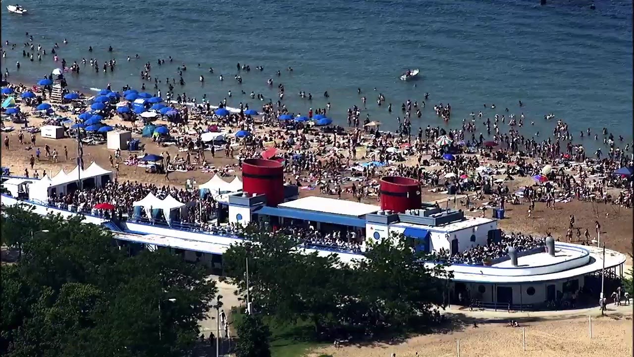 CHICAGO BEACHES NEAR CAPACITY