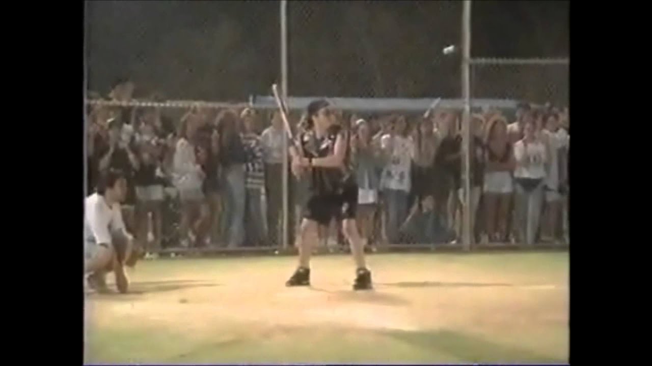 Guns N´ Roses playing softball