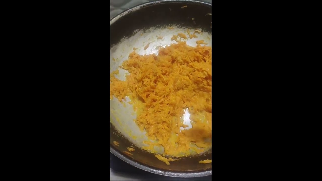 My first vlog carrot halwa recipe,please encourage me...🙏🙏