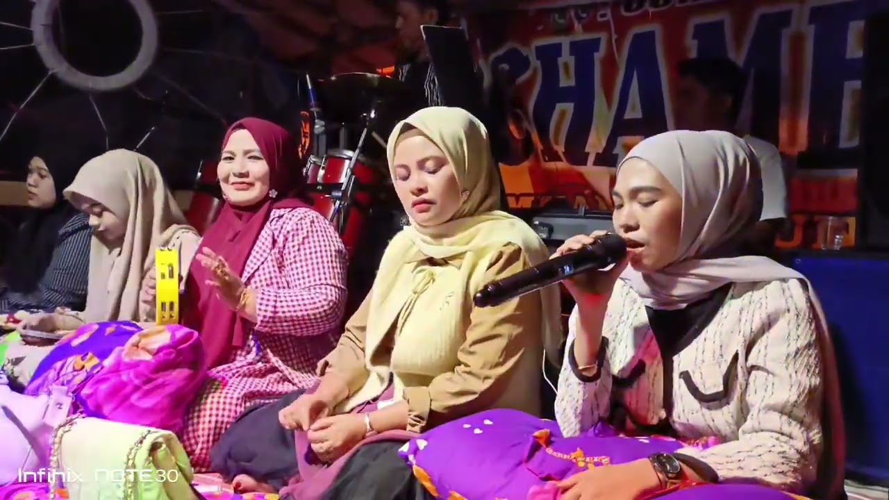 Bugih Lamo Saluang Dendang Rahma Bagurau Samalam Suntuak