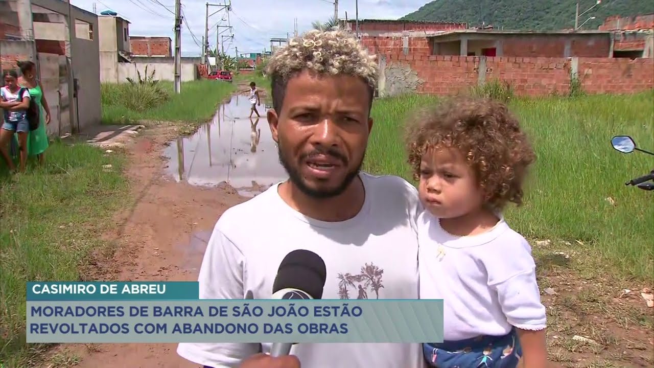 Moradores de Barra de São João estão, em Casimiro de Abreu, estão revoltados com abandono das obras