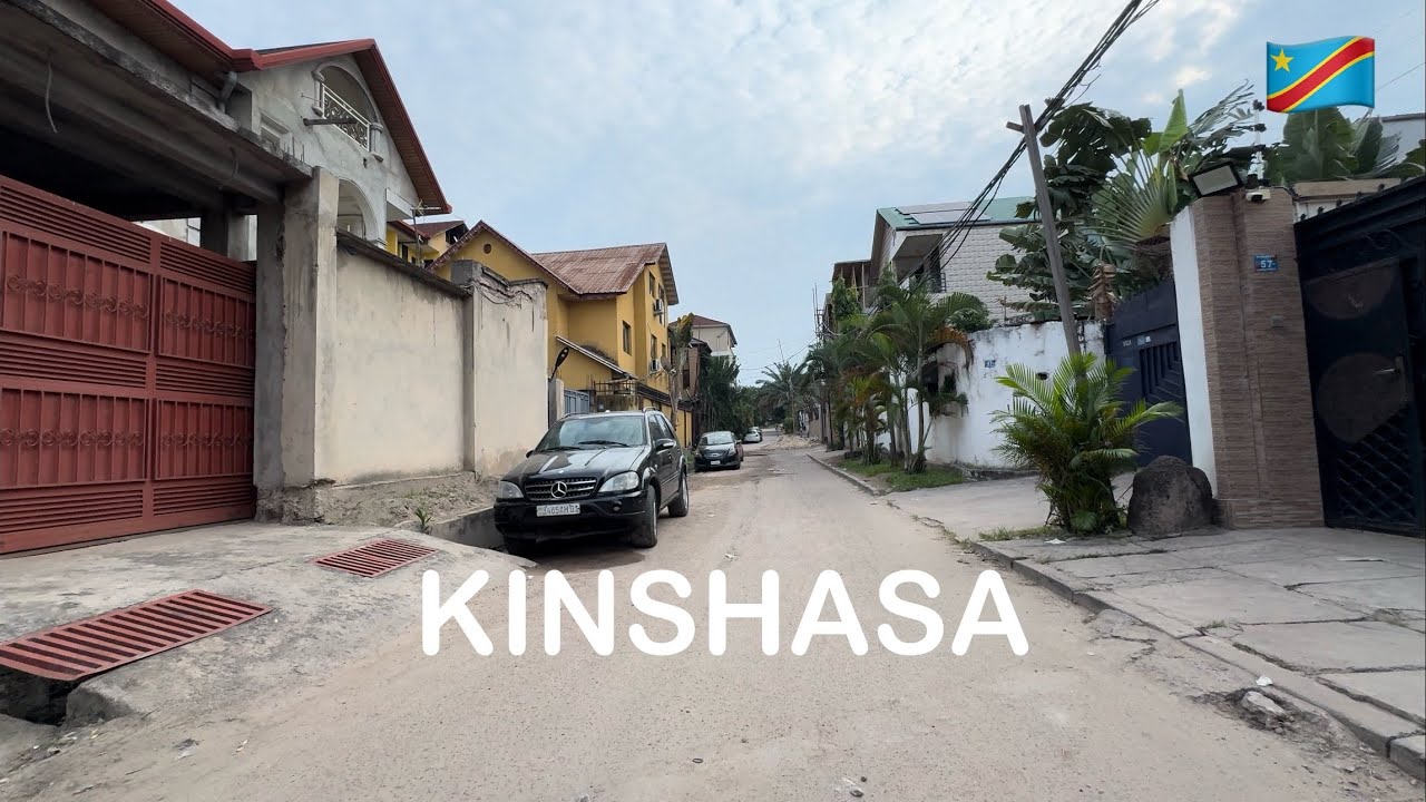 Marcher dans les rues de Kinshasa 🇨🇩 dans commune de NGALIEMA