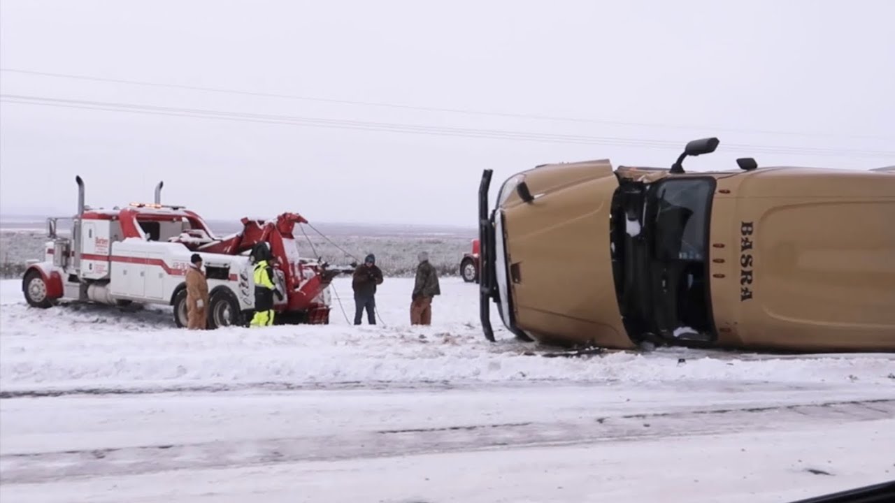 Texas Winter Storm Causes Power Outages & Fuel Shortage - Icy Weather Conditions / Road Trip Day 3