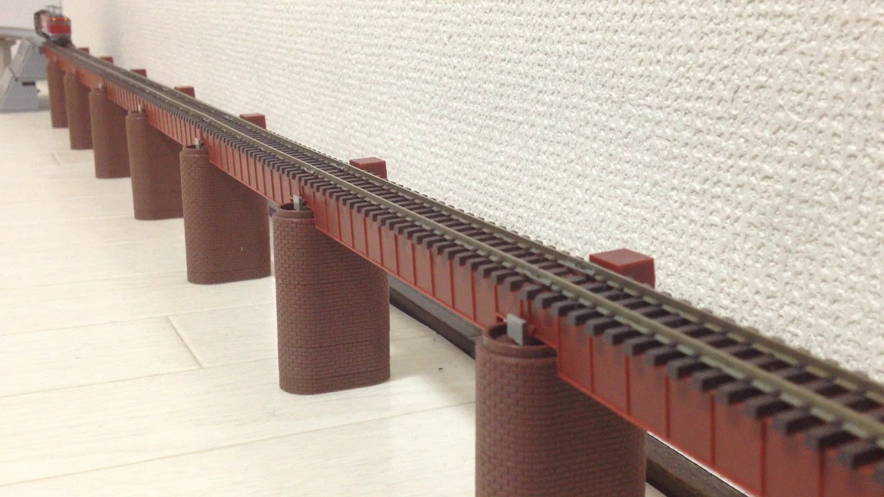 EF651019+C11174