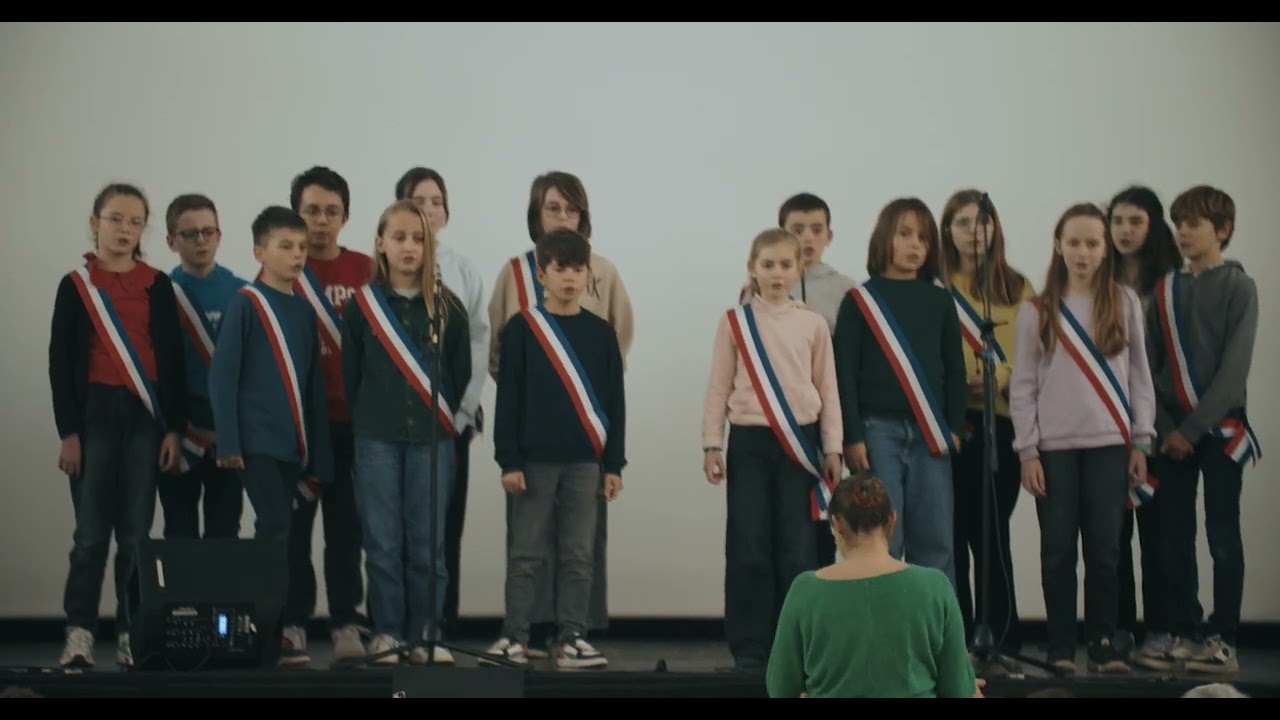 Hymne communal de Loire-Authion par le conseil municipal des enfants