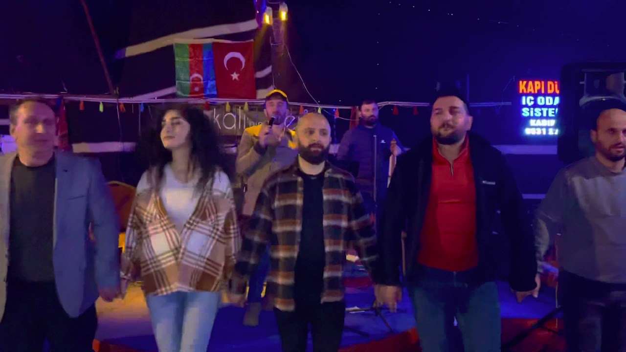 CENGİZ SELİMOĞLU GÜZEL SAHNESİ ŞAPKALİNİN YERİDE.