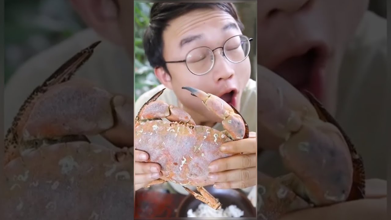 MUKBANG ASMR Crab chili spicy hot pot so yummy and funny