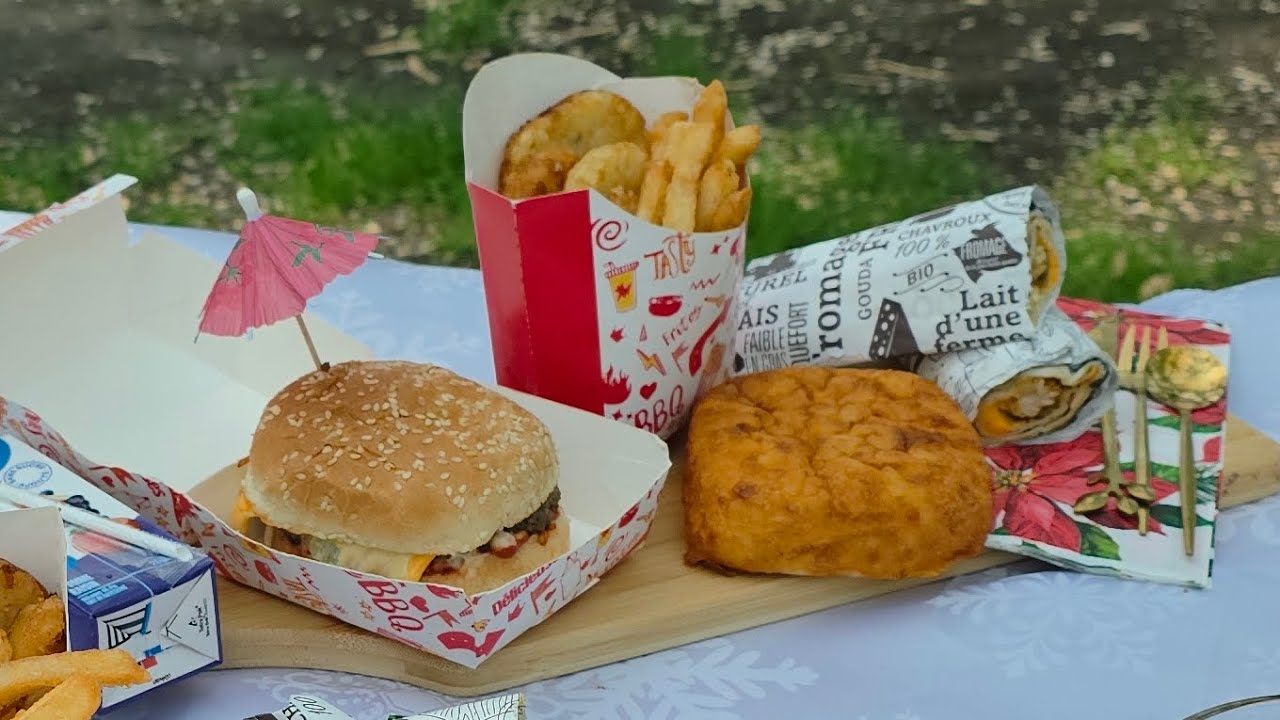 تحضير برجر 🍔 بطريقة ليبية احترافية واحلا من المطاعم👌  سهلة وبسيطة جربوها #اكسبلور #food