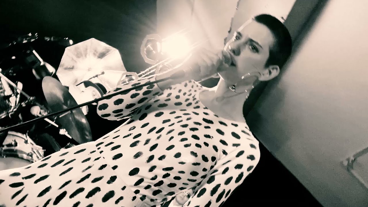 Vanishing Twin - Telescope & Floating Heart (Pensiero Magico Live Session)
