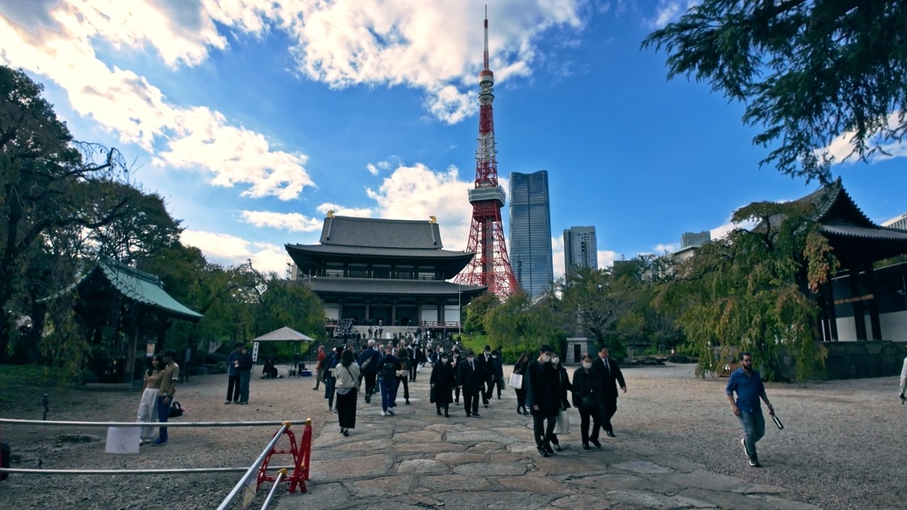 Japan City Walk [4K] Tokyo Tower, Zojo-ji Temple & Hamamatsucho