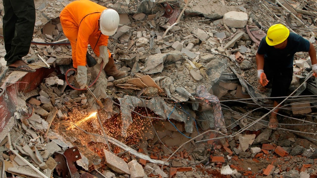 Death toll rises following the collapse of Miami building