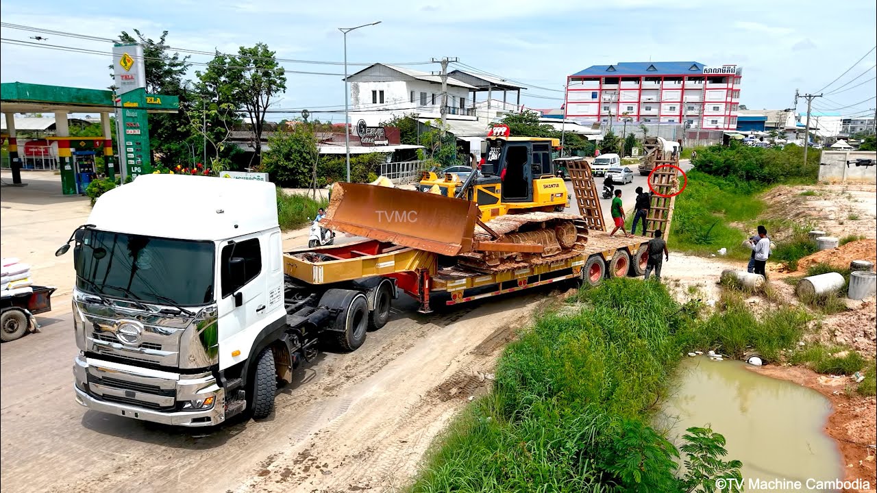 Incredible NEW Combines Experience Operating Of Project Filling Land Dozer Push & Truck Unloading