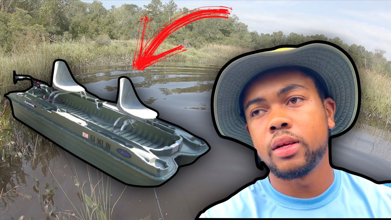Fishing in my MINI PONTOON boat for the FIRST TIME!! (bass raider 10e)