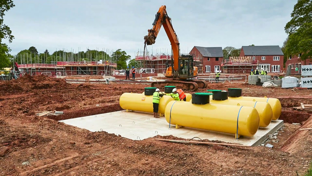 Calor LPG tanks installation at David Wilson Homes site in Doverdige