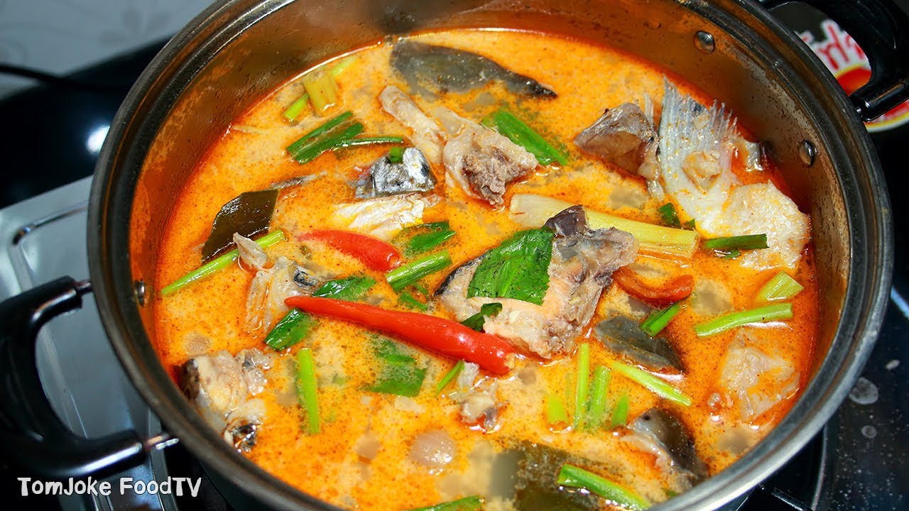 ต้มยำหัวปลาน้ำข้น ทำกินเองก็ได้ง่ายกว่าที่คิด  Fish head soup