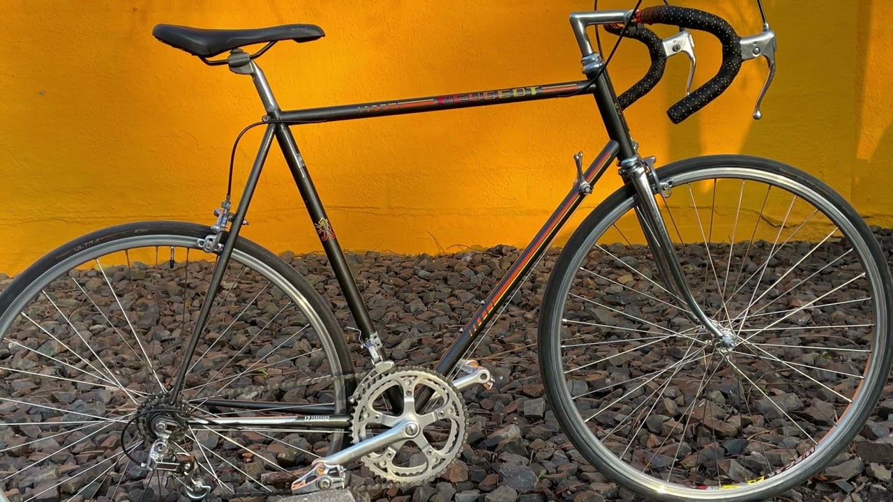 Beautiful French Vintage Bike Peugeot Ph11  Graphit Grey 1984 