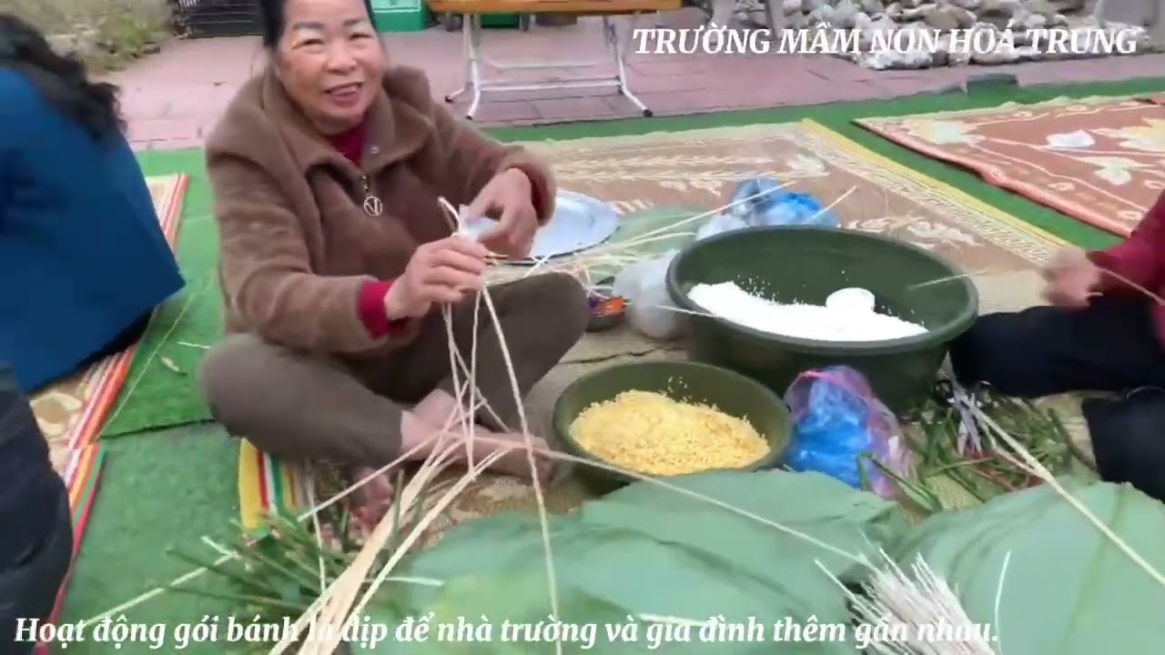 HỘI XUÂN HOẠT ĐỘNG GÓI BÁNH CHƯNG