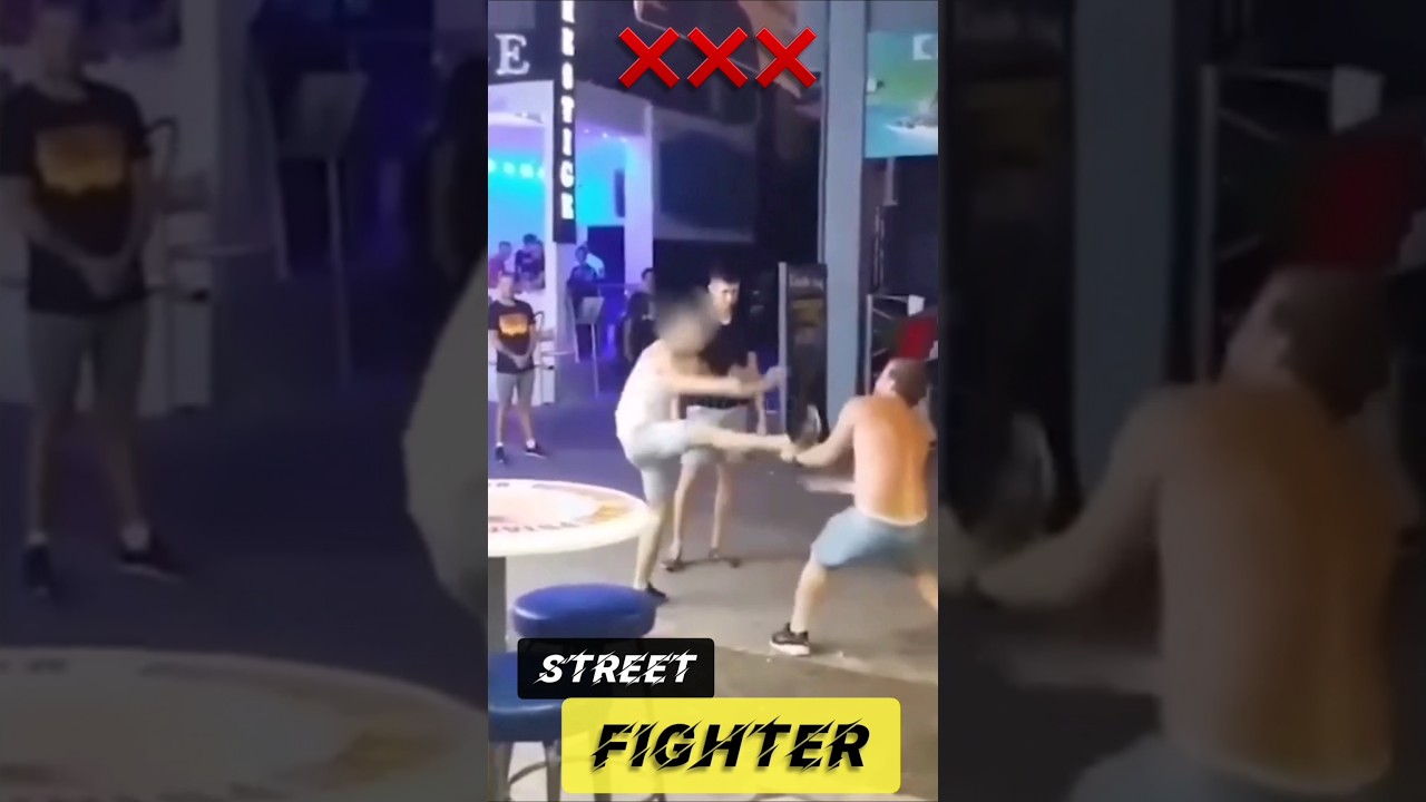 Street fighter kick #selfdenfense #streetdefence #mma