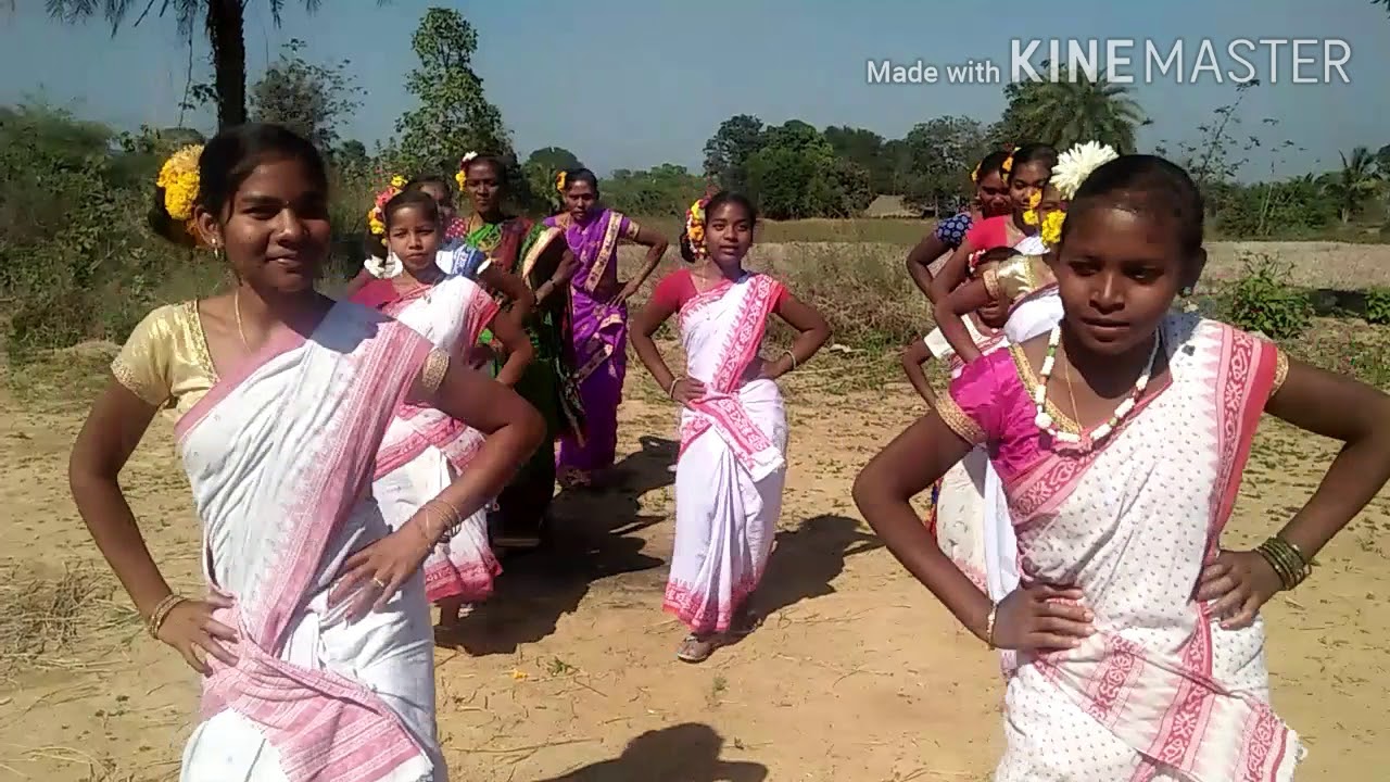 Palavalasa villege savara dance