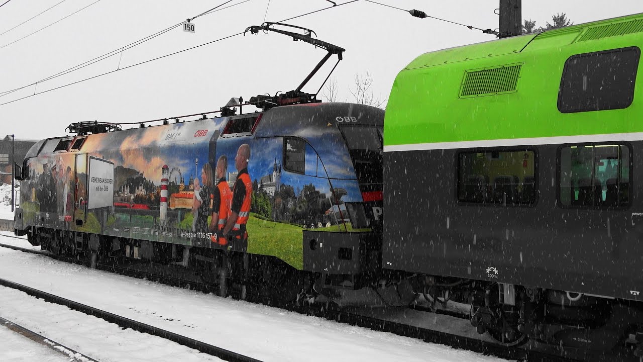 Bahnverkehr bei Schnee❄ mit viel Akustik in Rankweil. BR1144, POLIZEI-Lok an Dosto, ROCO-Lok, IC119