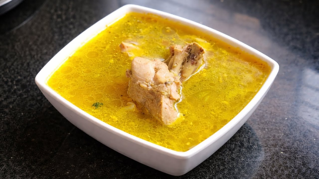 Easy Chicken Soup Recipe at Home | Healthy & Tasty Indian Style 🍗🥣