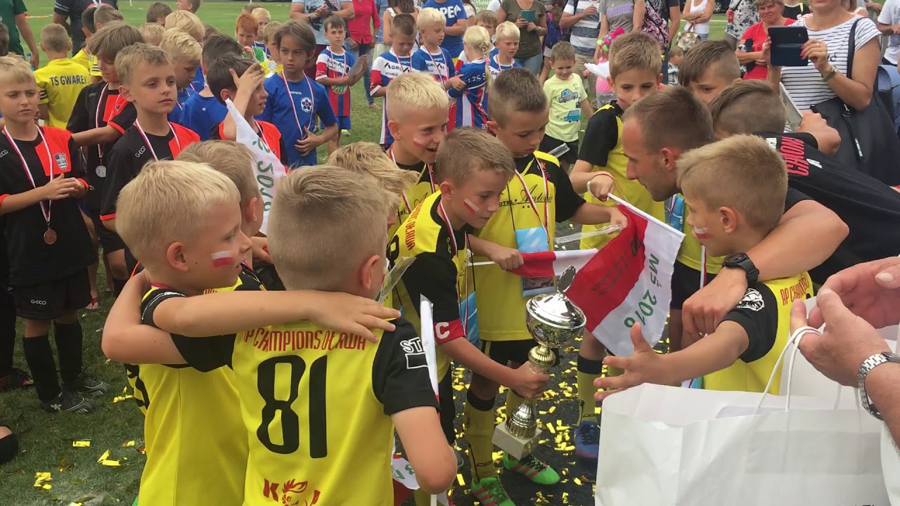 Międzynarodowy turniej Tworków CUP rocznik 2010/2011 - 1 miejsce AP Champions Oława (17.06.2018)