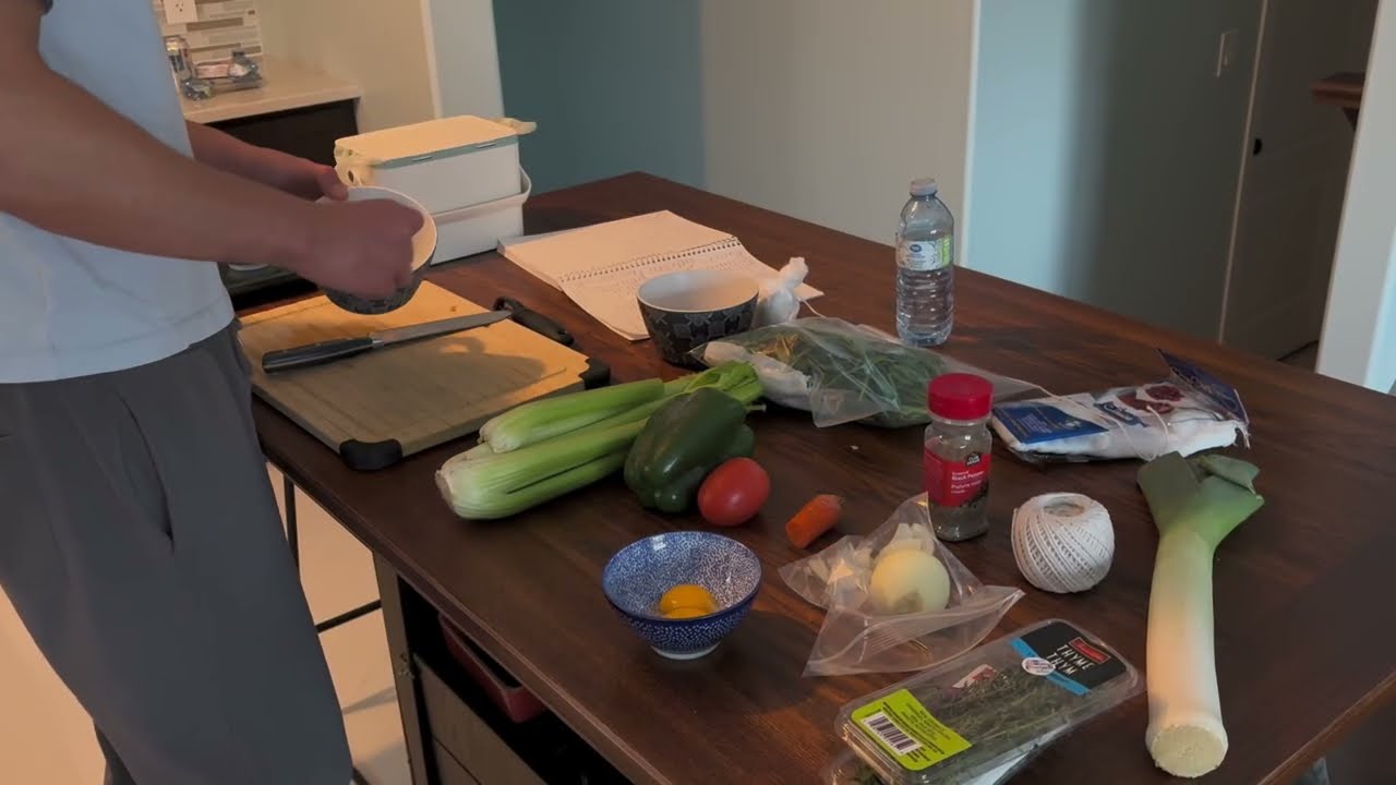 SEC 401 -- Culinary skills II | Consommé, Gazpacho, Crepes