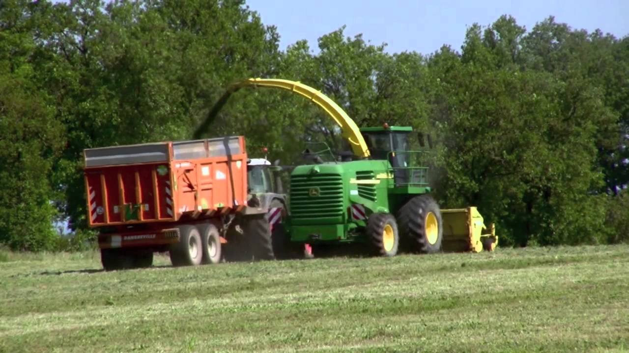 Ensilage d'herbe VIP GoPro en Aveyron